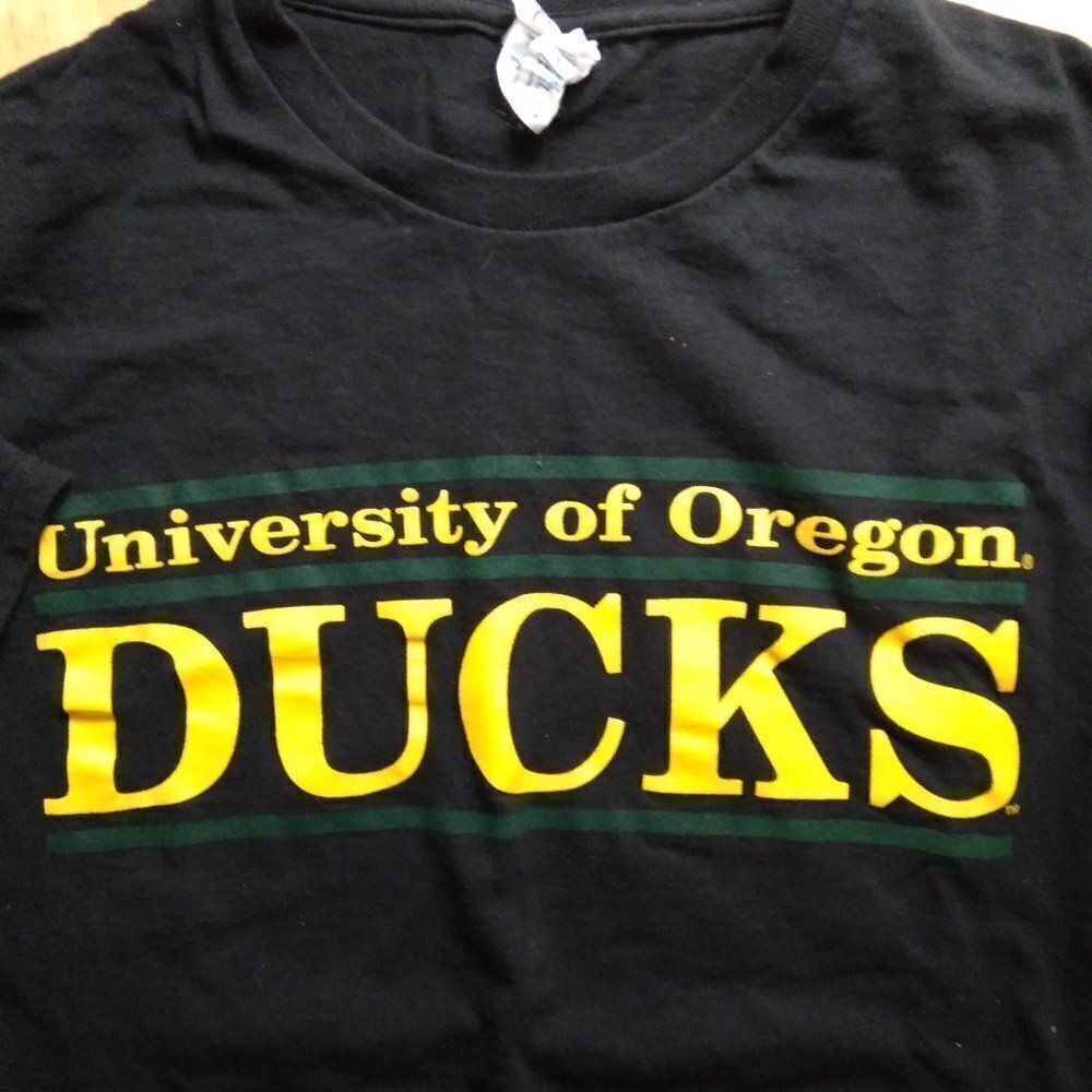 Vintage University of Oregon Ducks Split Bar T-Shirt
